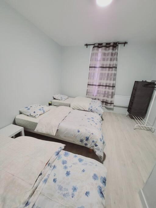 Appartement Proche St Denis "Appart 3" Pierrefitte-sur-Seine Exterior foto